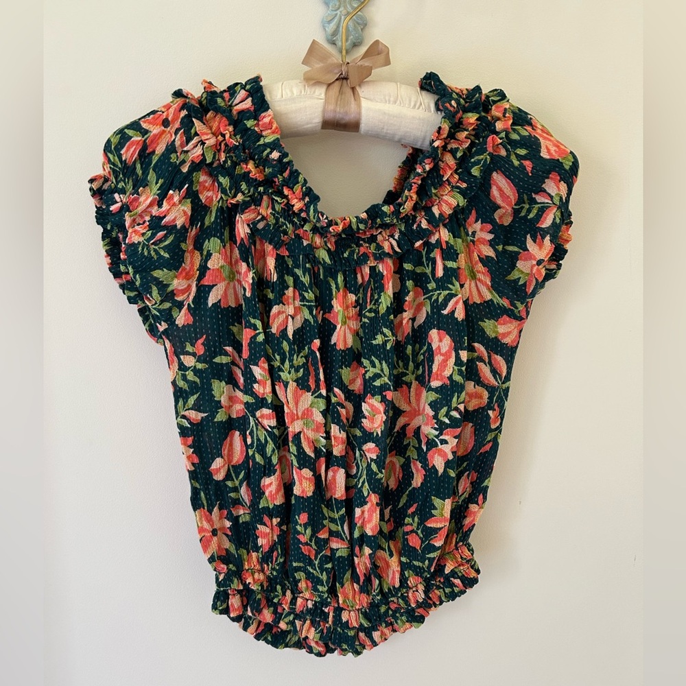 Free People “Suki” Off the Shoulder Floral Peasant Blouse  
Size: Small
EUC